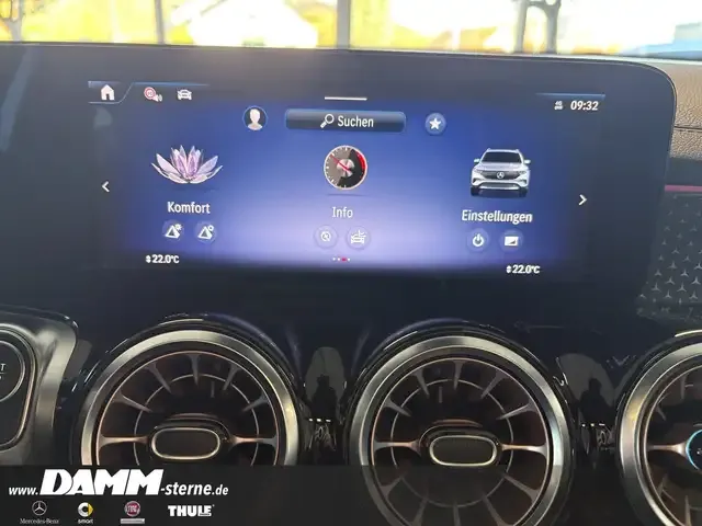 Mercedes-Benz EQB 300