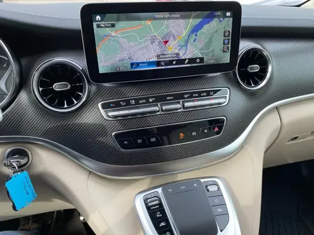 Mercedes-Benz V 300