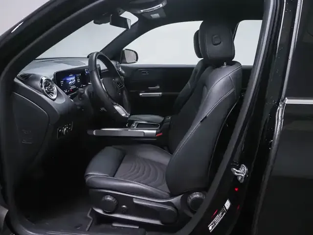 Mercedes-Benz EQB 350