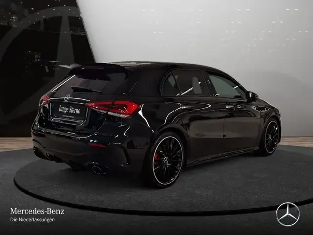 Mercedes-Benz A 35 AMG