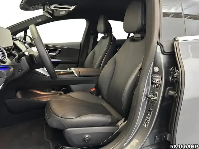Mercedes-Benz EQE 300