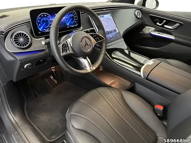 Mercedes-Benz EQE 300