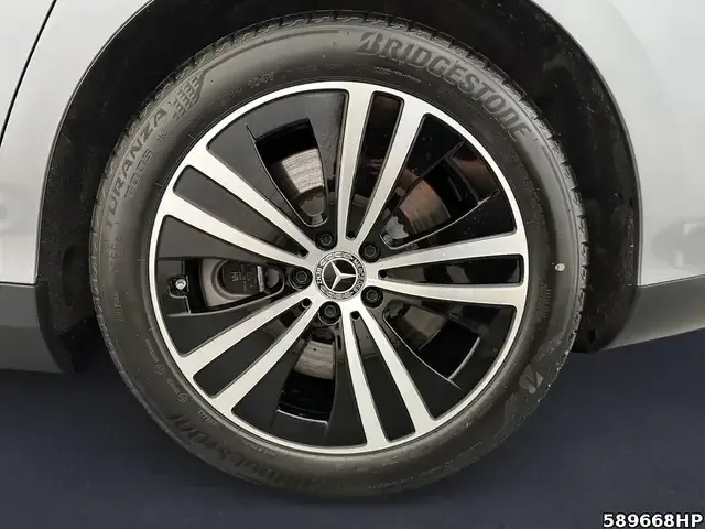Mercedes-Benz EQE 300