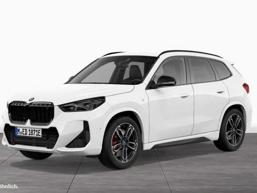 BMW iX1