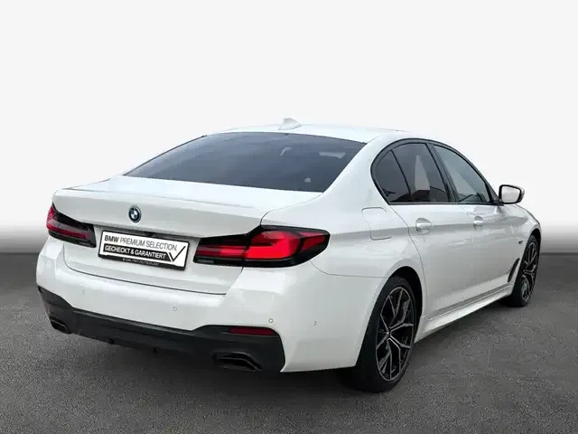 BMW 545
