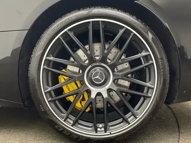 Mercedes-Benz SL 63 AMG