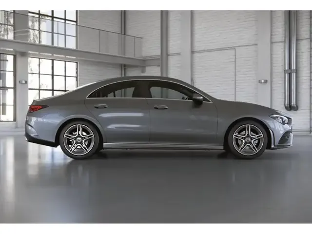 Mercedes-Benz CLA 180