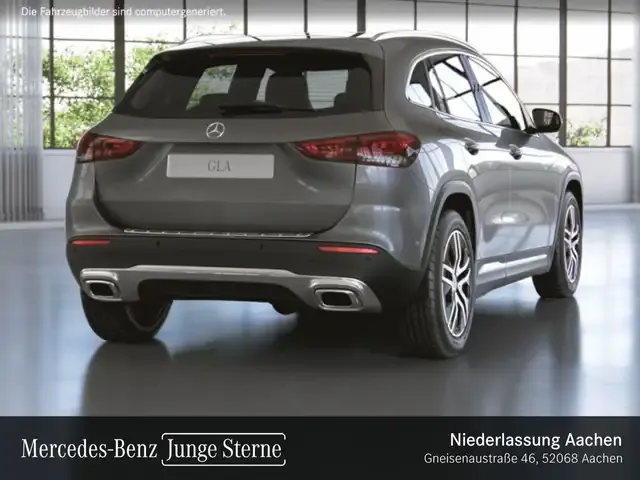Mercedes-Benz GLA 200
