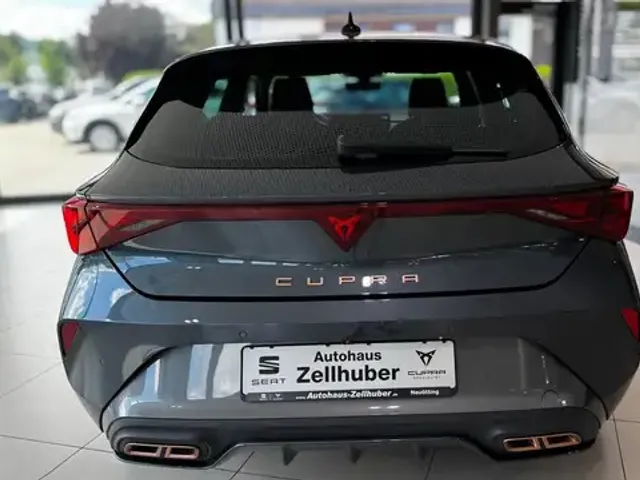 CUPRA Leon