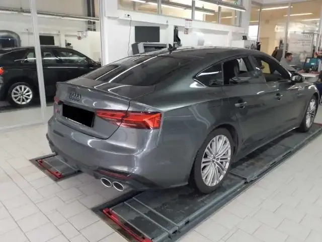 Audi S5