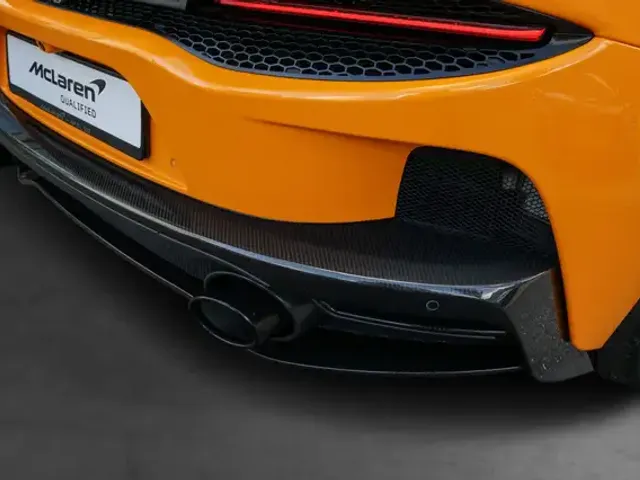 McLaren GT