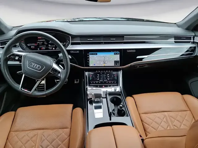 Audi S8