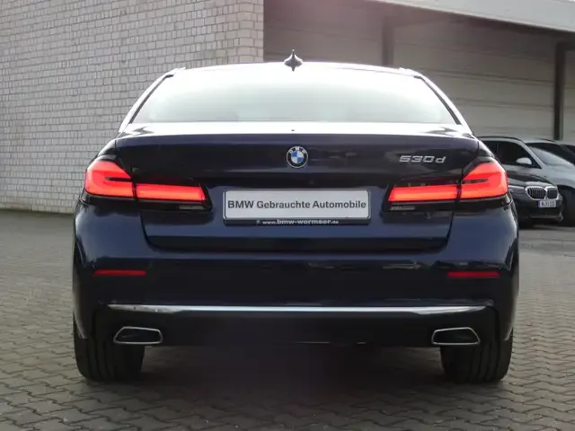 BMW 530