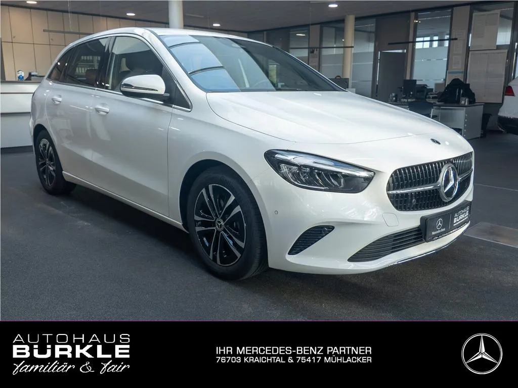 Mercedes-Benz B 200