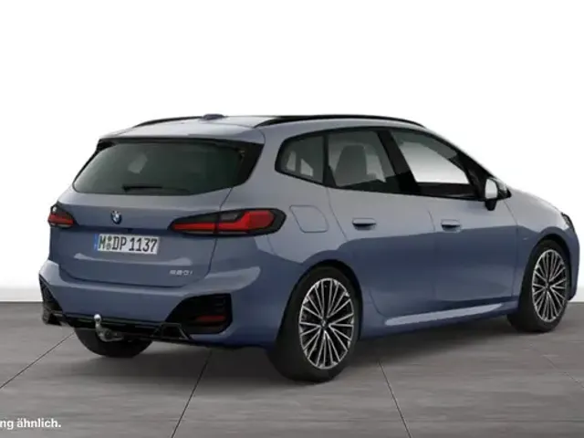 BMW 220