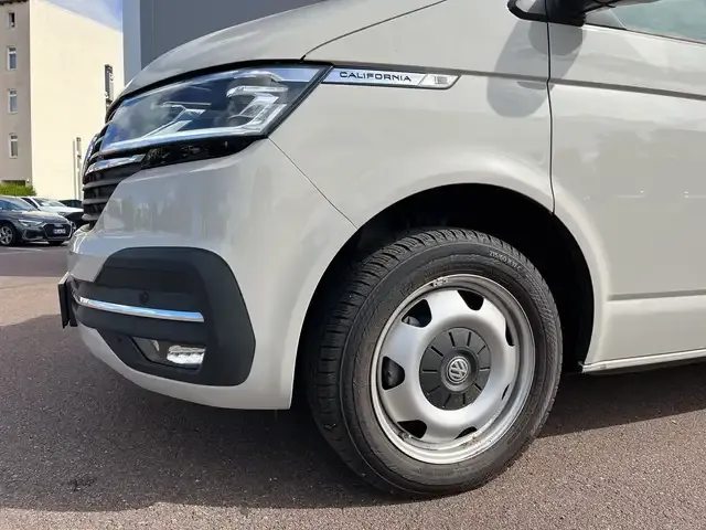 Volkswagen T6 California