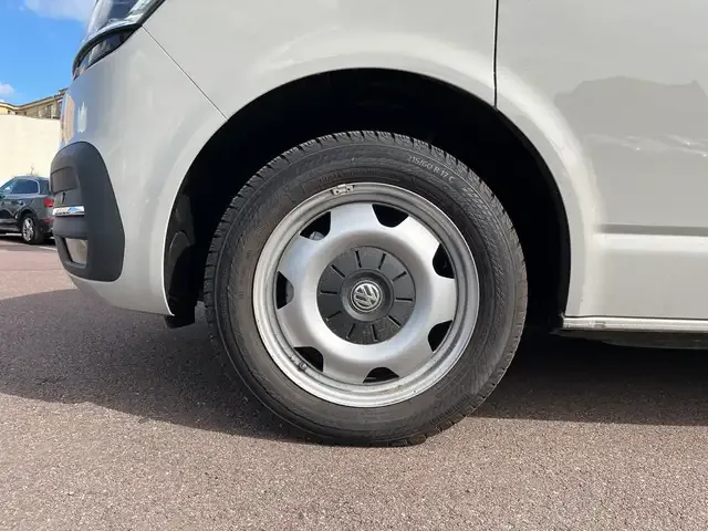 Volkswagen T6 California