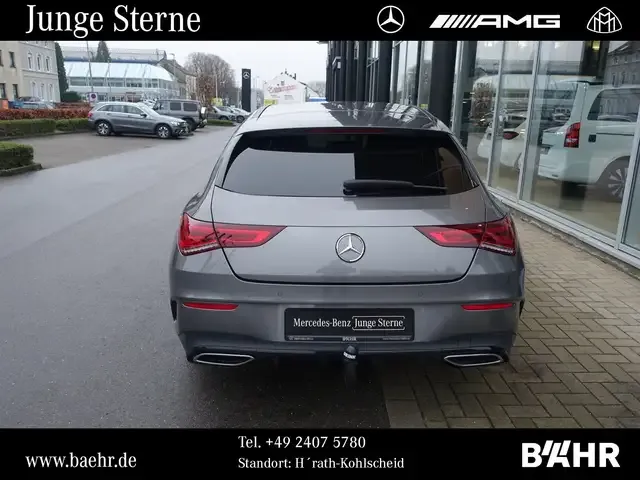 Mercedes-Benz CLA 200