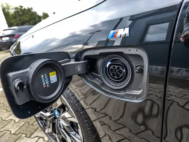 BMW 550