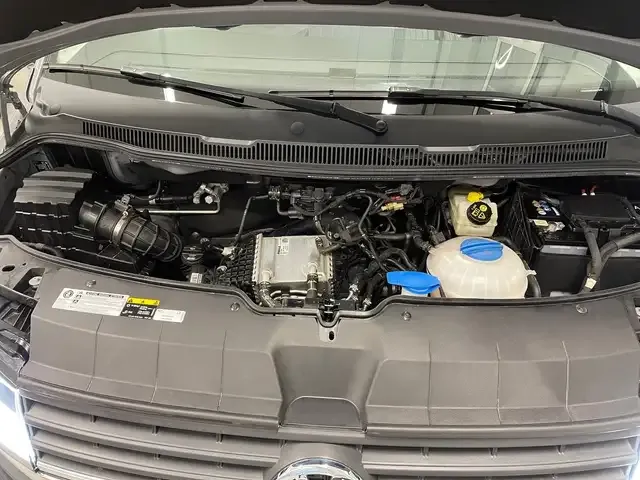 Volkswagen T6.1 Caravelle