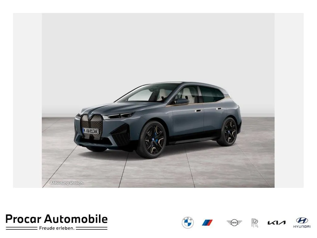 BMW iX