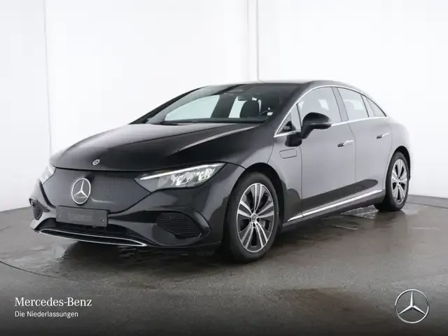 Mercedes-Benz EQE 300