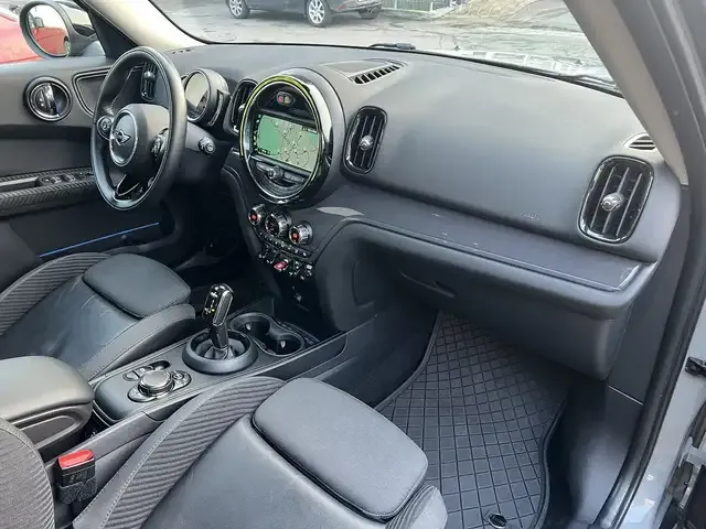 MINI Cooper D Countryman