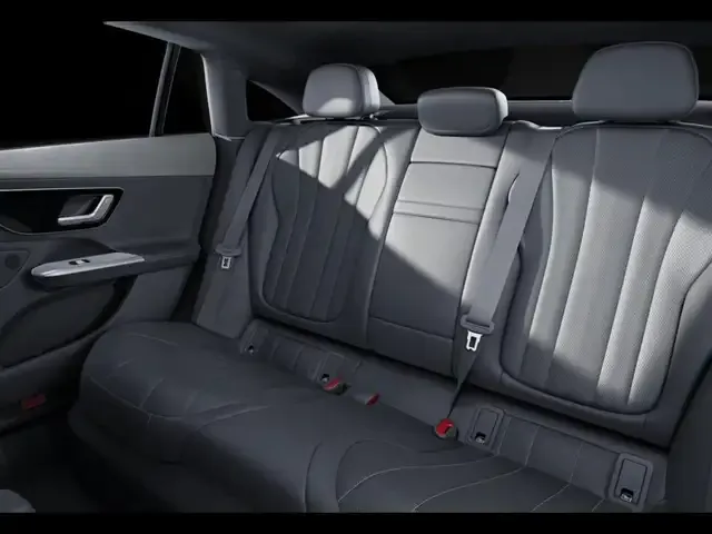 Mercedes-Benz EQE 300