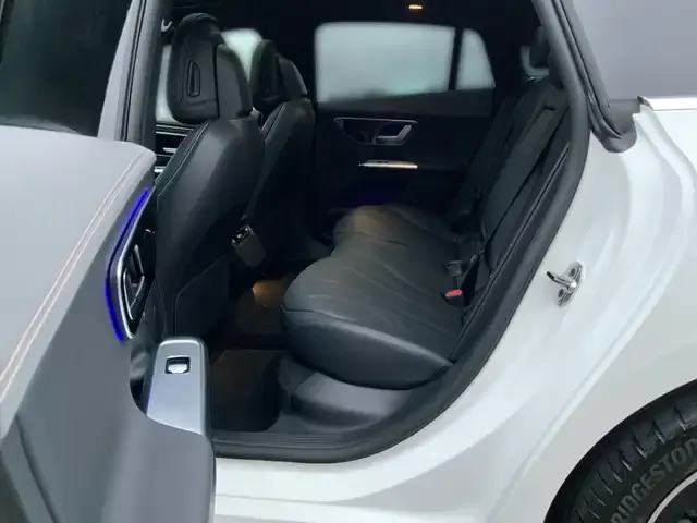 Mercedes-Benz EQE 300