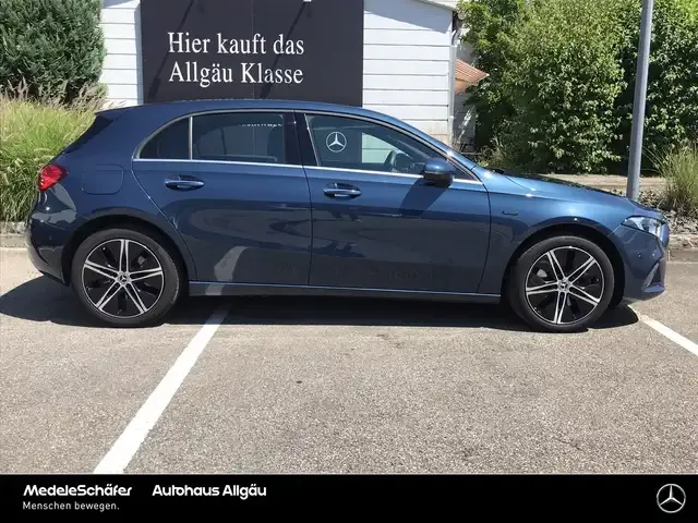 Mercedes-Benz A 250