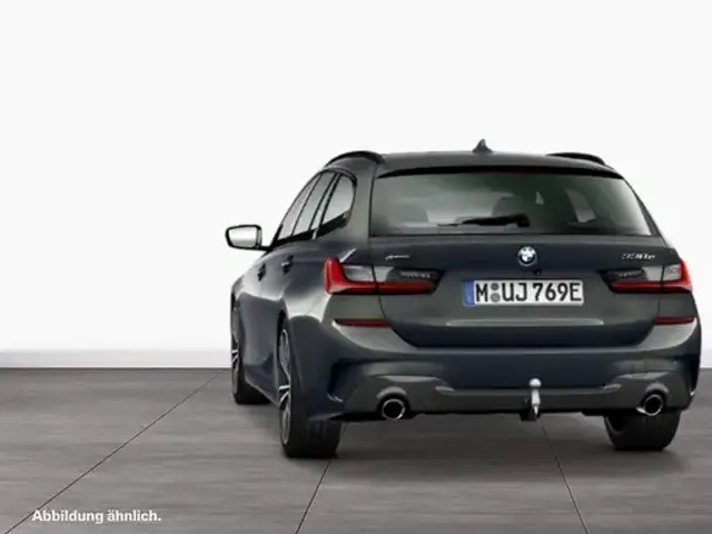 BMW 330