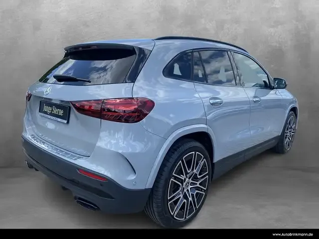 Mercedes-Benz GLA 180