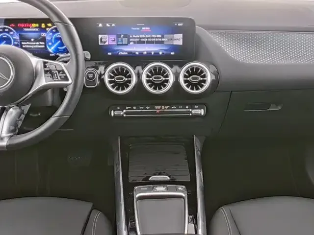 Mercedes-Benz EQA 350