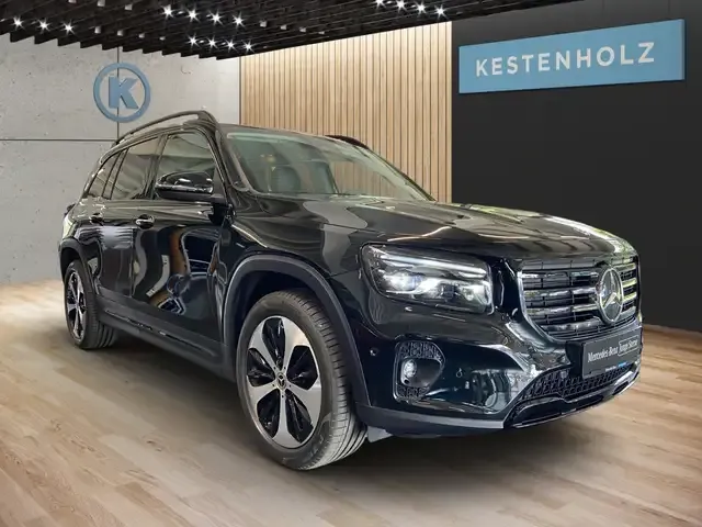 Mercedes-Benz GLB 200