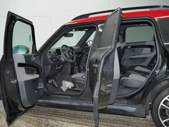 MINI John Cooper Works Countryman