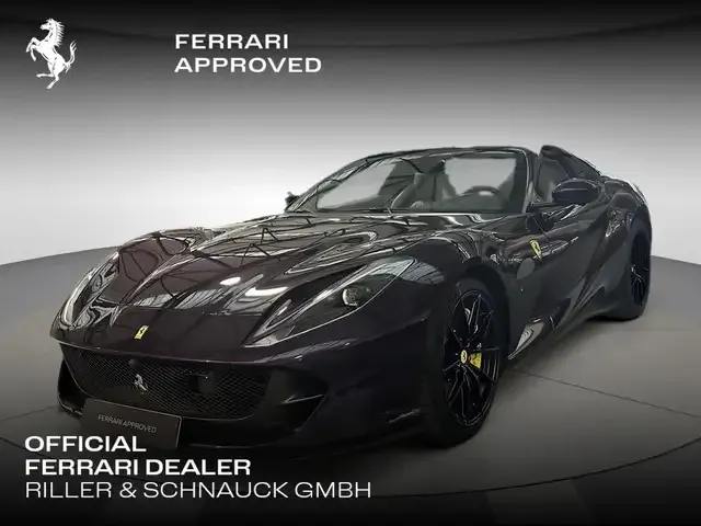 Ferrari 812