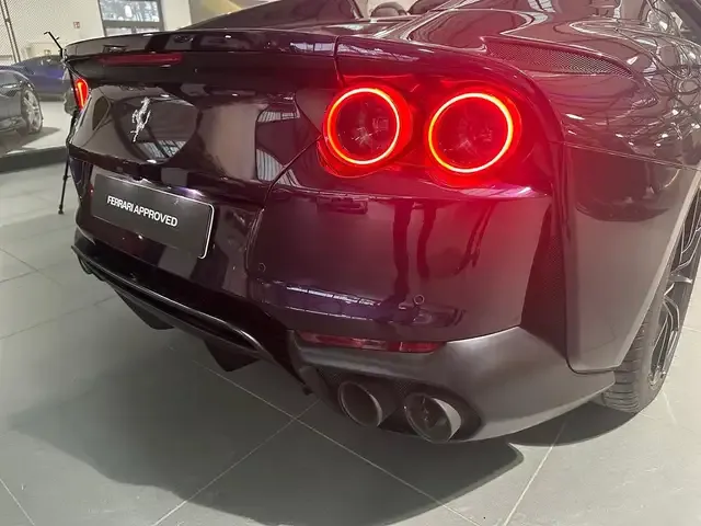 Ferrari 812
