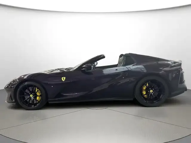 Ferrari 812