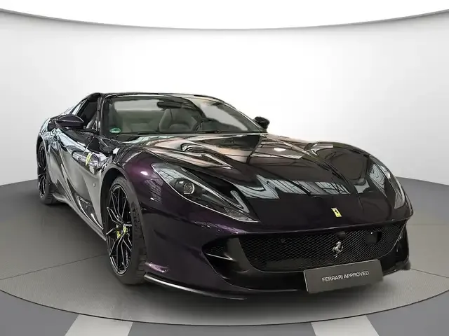 Ferrari 812