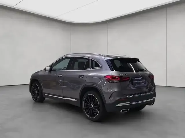 Mercedes-Benz GLA 250