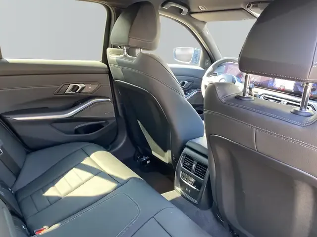 BMW 340