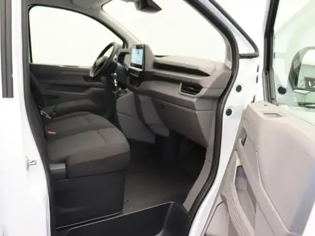 Volkswagen T7 Transporter