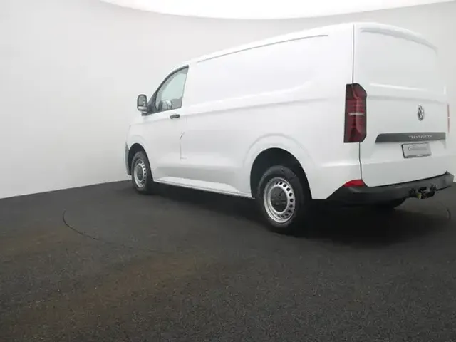 Volkswagen T7 Transporter