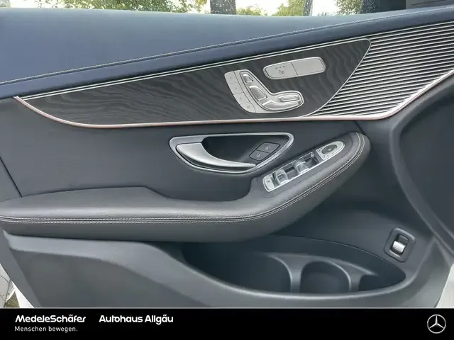 Mercedes-Benz EQC 400