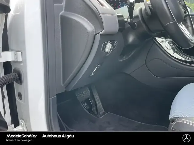 Mercedes-Benz EQC 400
