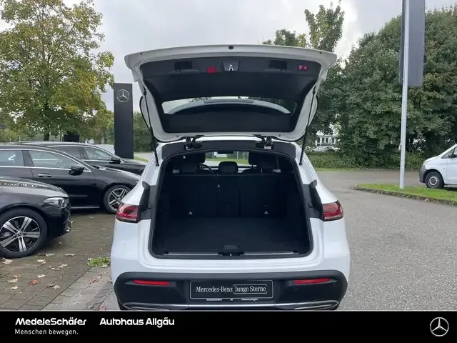 Mercedes-Benz EQC 400