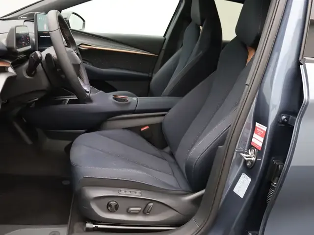CUPRA Tavascan