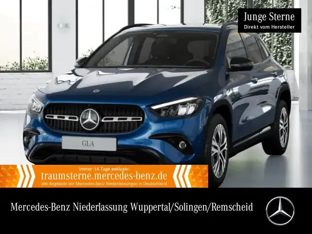 Mercedes-Benz GLA 220
