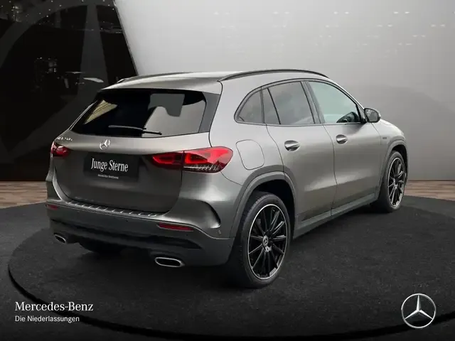 Mercedes-Benz GLA 250