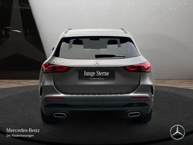 Mercedes-Benz GLA 250